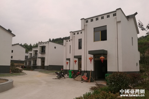 �I�C�~�k���J���Ӓ��W�� �u����~�i���騫�e���P���˹j