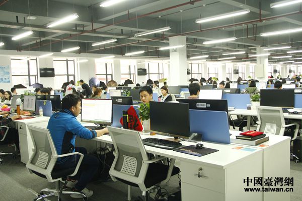 �G���r�b���Y���e�����J���p�q�H�Q�^�s�[����p�q��¦�ڤD���Y�k�H