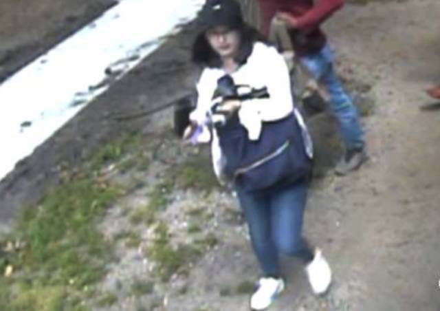 r씺ť\d褽Yֵ{Aã[|}Y_Ő