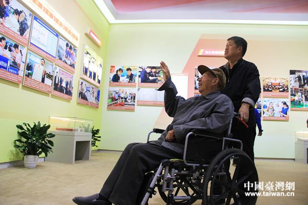 �L���r�b���Y���e���K��i���Hä��i�\�e�ɕ��V����