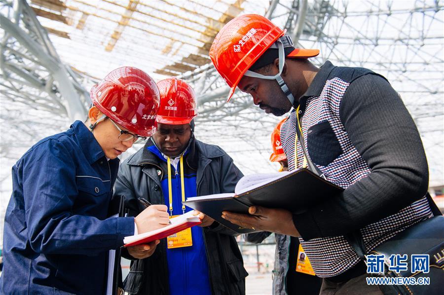 ���ԒȒ��ġo�Ȑ��ʤ夬������4�������~�k�I���y�s�Z���F��L��äֵ����