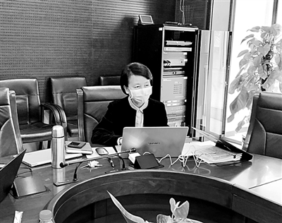 �����֬Y�����I���������Y���ýu�����r���e�z�Y�������