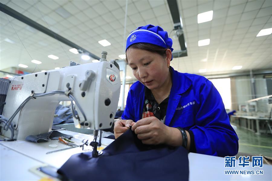 sahCLKY_AsAe̐ʤ夬17eY¡g