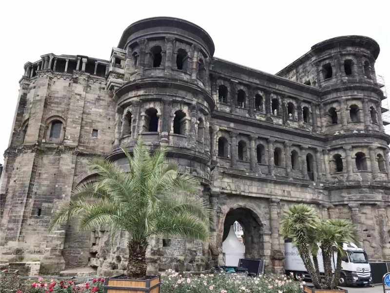 �Kä�Y��������� �^����/��