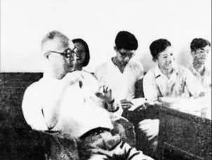 �������Q�H�����\�Y�u�u