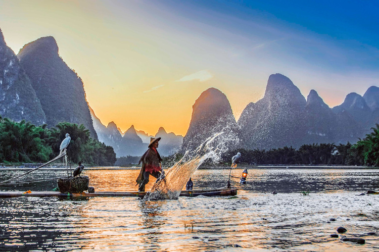 �ŔU�o���L�j�������]���{��ä