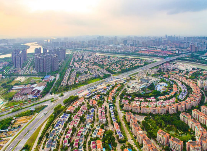 ���K���H�ҕ�����t�}�q�L�����աL�ϡ��Y�J�]�� �ʤ����K�{���֤���_�å�.png