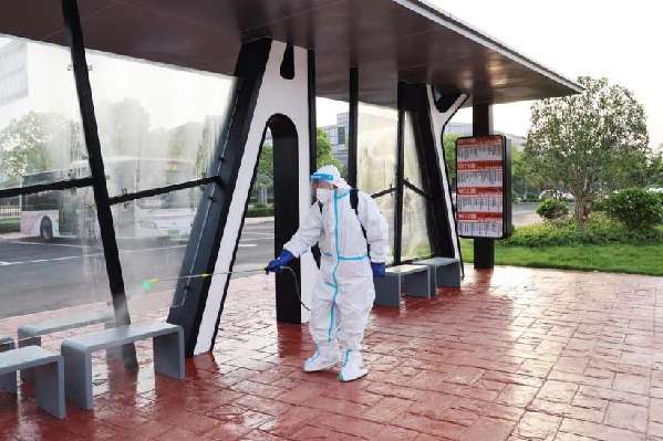 ������������[�������L�T�޲[��������F�E����