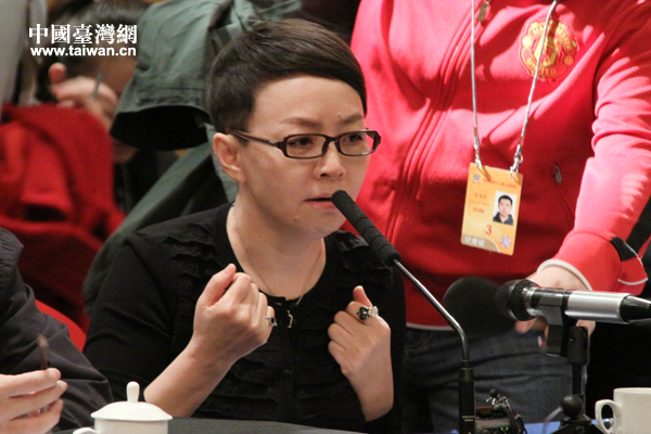 ���ʐ�hä�{�ܤ�������P�� �R�|�e�z�ˬY��ƥ���