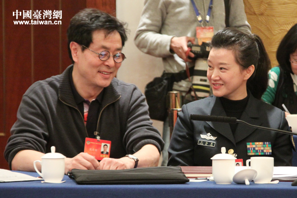 ���ʐ�hä�{�ܤ�������P�� �R�|�e�z�ˬY��ƥ���