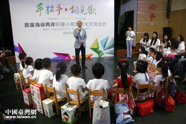 5��27��ڤȐޡL��Ԥ� �����w���������E�������w�s�������ƥ�y�_������|�I�y�����तä�ᣱ��T�â����ߓh��椓����w�����W����H���|�Y�s�����¤ͤήv��