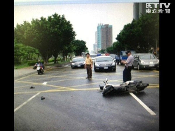 ��q�u�u�}��