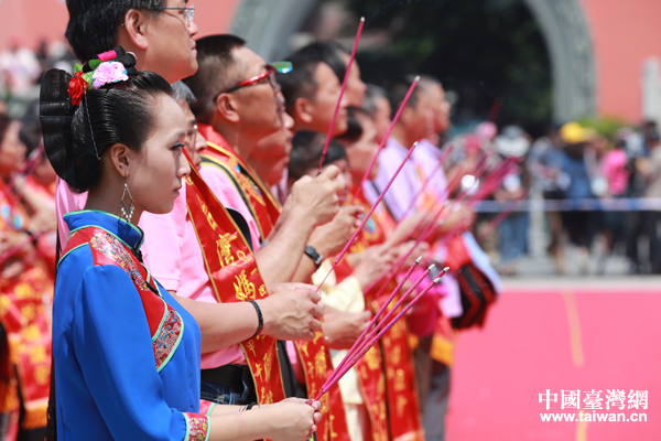 ���wá�����