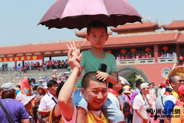 �B�`�����}��