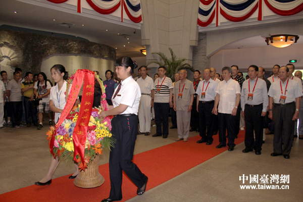 ���ΖE�W��������|�j���Ͳ�ä����u��