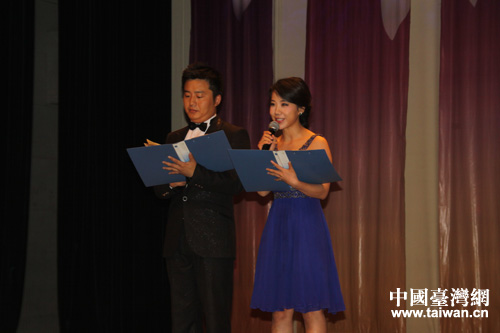 ���^���������M���y��������