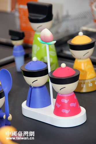 �S���ܤ� 2014�Ѭz���W���Ѯi�i�|���ē�����