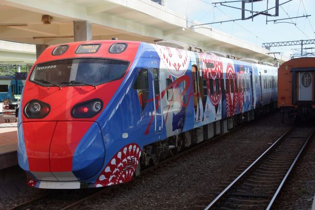 ���o�ȤB�ŭ� ��Ŧ���s�ȣ����W����e