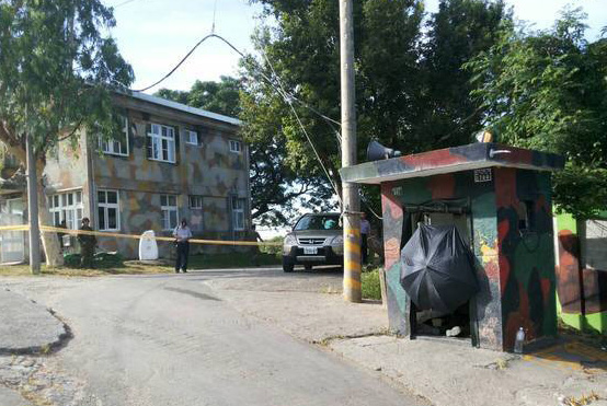 ��F��G�p�[�{���T �V���B�������s��