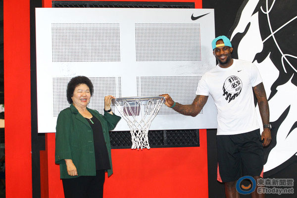 �L�����񡲿|�ǧj�D�����|���¸K �n�d�������k�Ȥ�