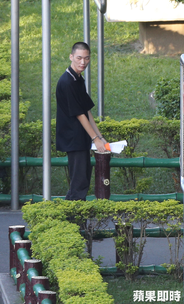 �哥�HŦ�t�֕e���񭿒֣V�s��͒� �o�[�v�j��