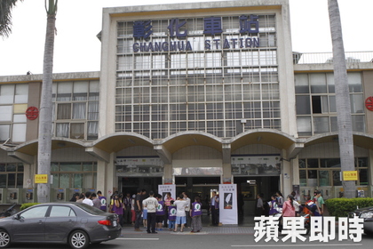 �q�ƥ������O�忨���W�Ƚ� �e�R��ħ��