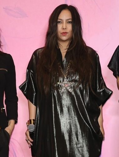 �k���g�~�ި{�i�ȩf������165���s�o�������ѺO�J������C�ʐ�