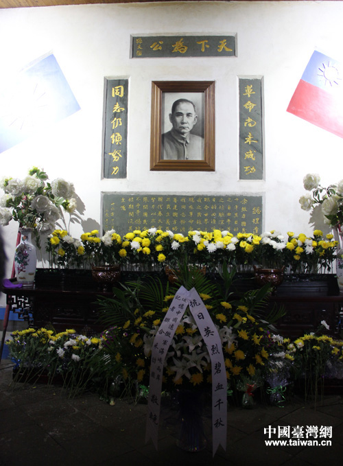 ���w�~�k������������ä�����C�ܤ驾�P����Y���@������