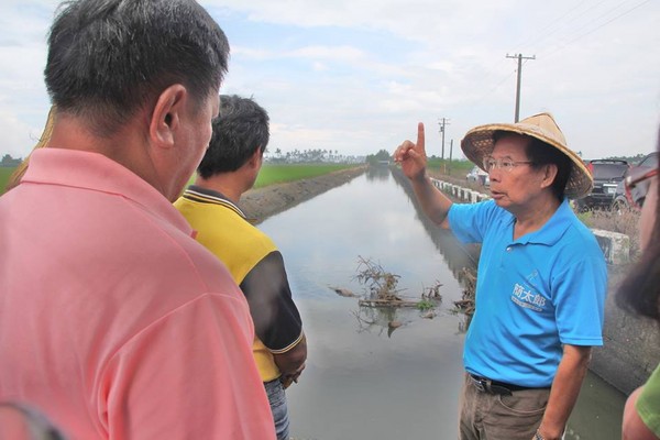 �������X����J�U�B��y�~���~��Ҷ]���U ��4����