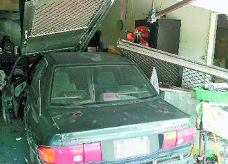 84���V�ɣl�l�n���˨��y���A�޾r�o���ͥ��]