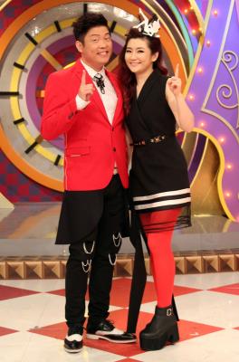 ��ä��Selina����h�Y ��ISelina�l�����u�w�Я}