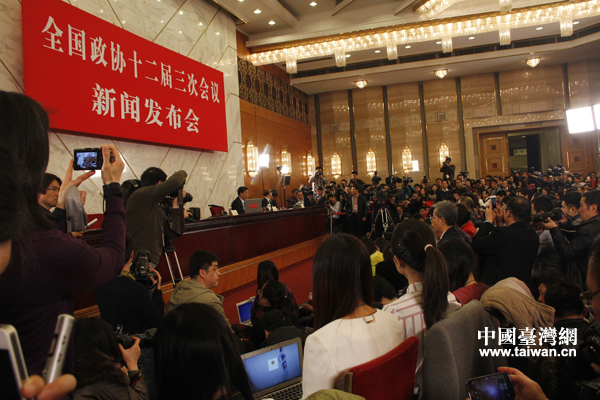 �hä�{�ܒԒʖE�ף[�|�Y���o�s���饬�|