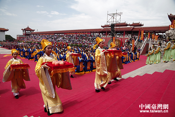 ����á���N���L�|�H�u�����q���֢u�|�H���o1055�W�e