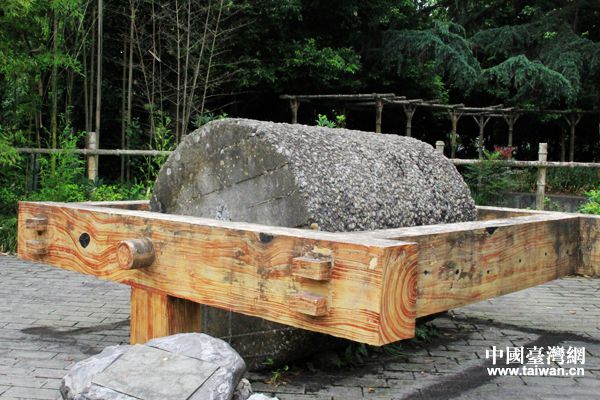 �Β����j�Y�۽V��12�j�޴f�ڣe�˩Ԑ�����ä���W�I�~�k ������ ����