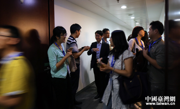 ���W�����I��k������J�q���s�b�y�F����