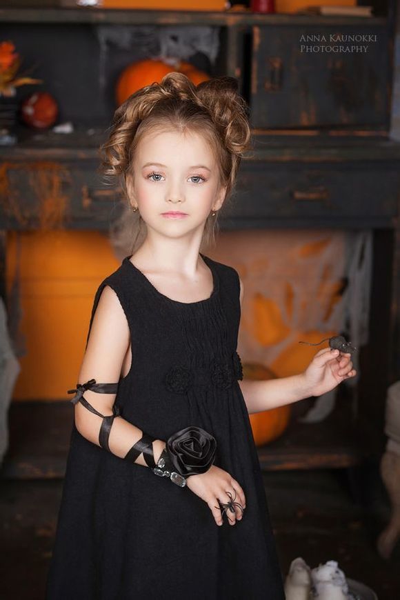 �ݐݷs���^��ç �X�`�j������a�^���{�R(Angelina Kurkina)��|�ÿ�����,���[����l�ܳy�ˣe�],���W���F���ݤB��