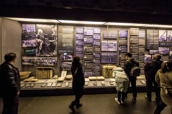 90�A���h�y���ʬ���s���z�f���v�L�Q�����W�Y�q�|��