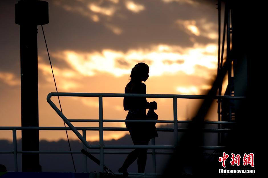 ���ڻ̕V����Z�˒ԣg���Y���{�W�B