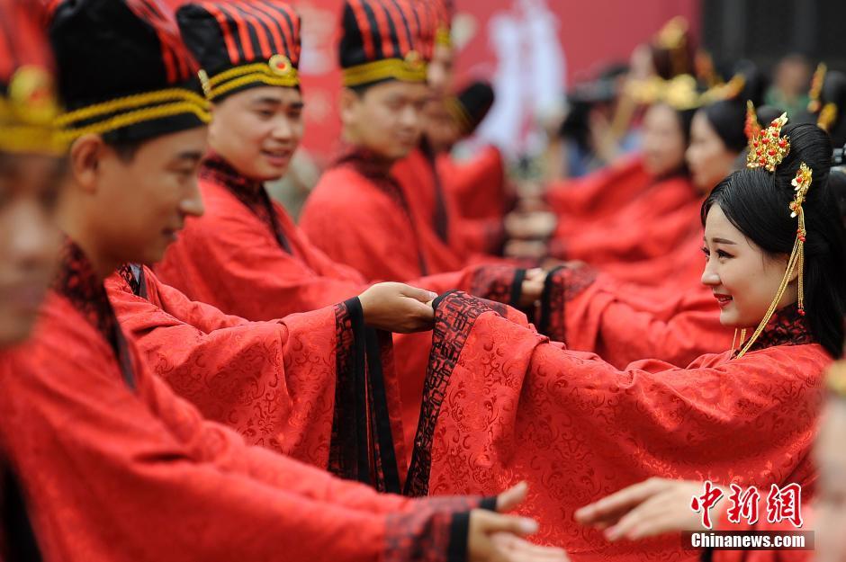 ���w�e�e������M�y�e�c�D�ɯy�̺O