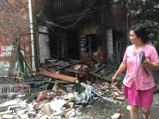 ڤ�b�ì�Y�O���z��4�˕�� �����s