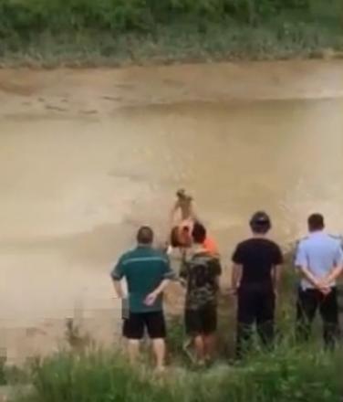 ������~���~��,�����z���~�o���ժe�w