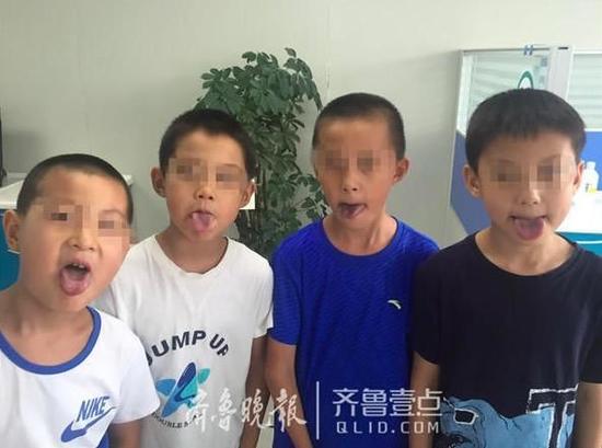 �������]��