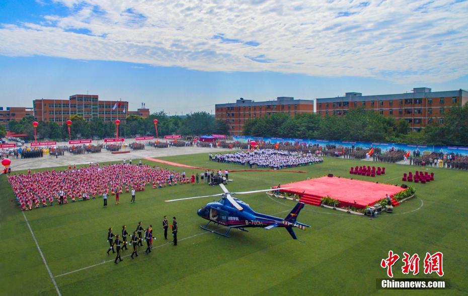 �K�`�{�L�\���}�\�O:�\�ɳZ��_�e���J�{�q�~���\��