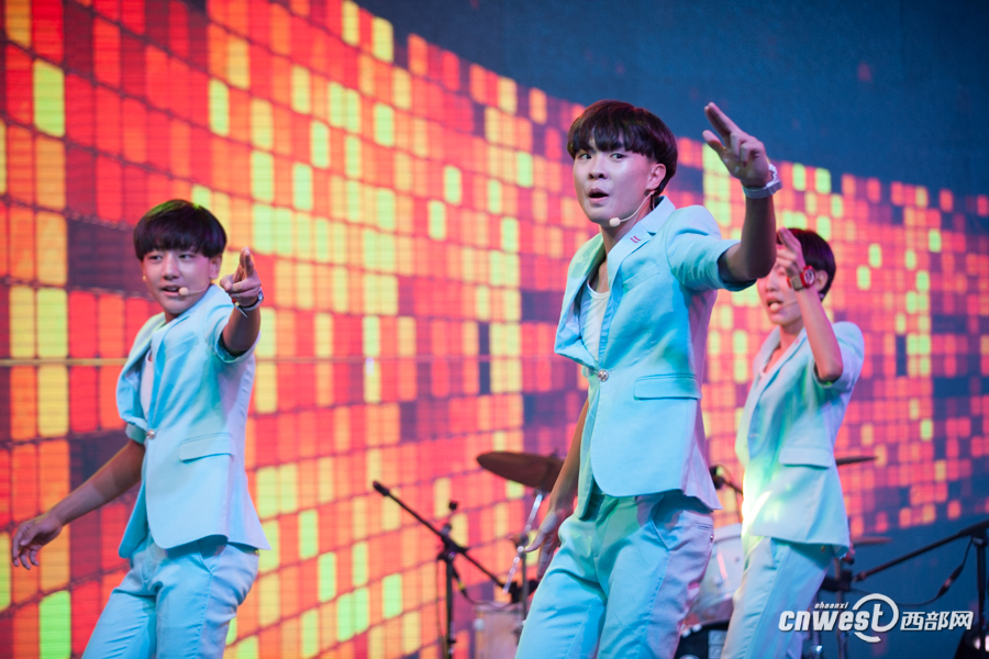 �Z�w�L00�A�������W��TFBoys �ߧӣK�n��`����