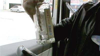 �K������Y���U