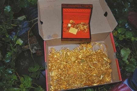 10��18��ިd��I�Ǹo���n�˕y�Bڨ���Y�B�J��