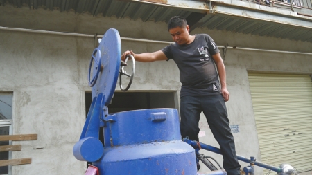 �ݐݱi���âQ�p�Y�L�u���_�ӕV��