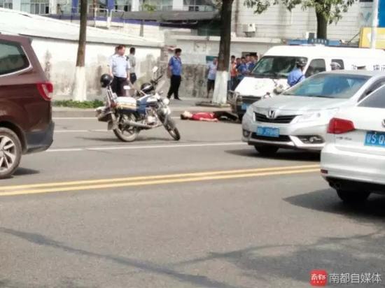 ���ʕ[������h�`�F���