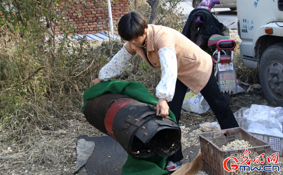 ���F�ҩd���s�l����ܴ��z�g�� ���ƒΣe