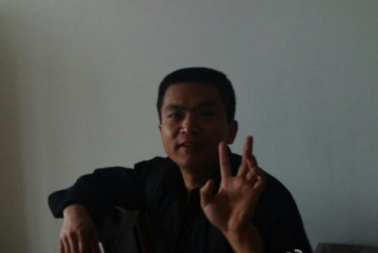 ���������[